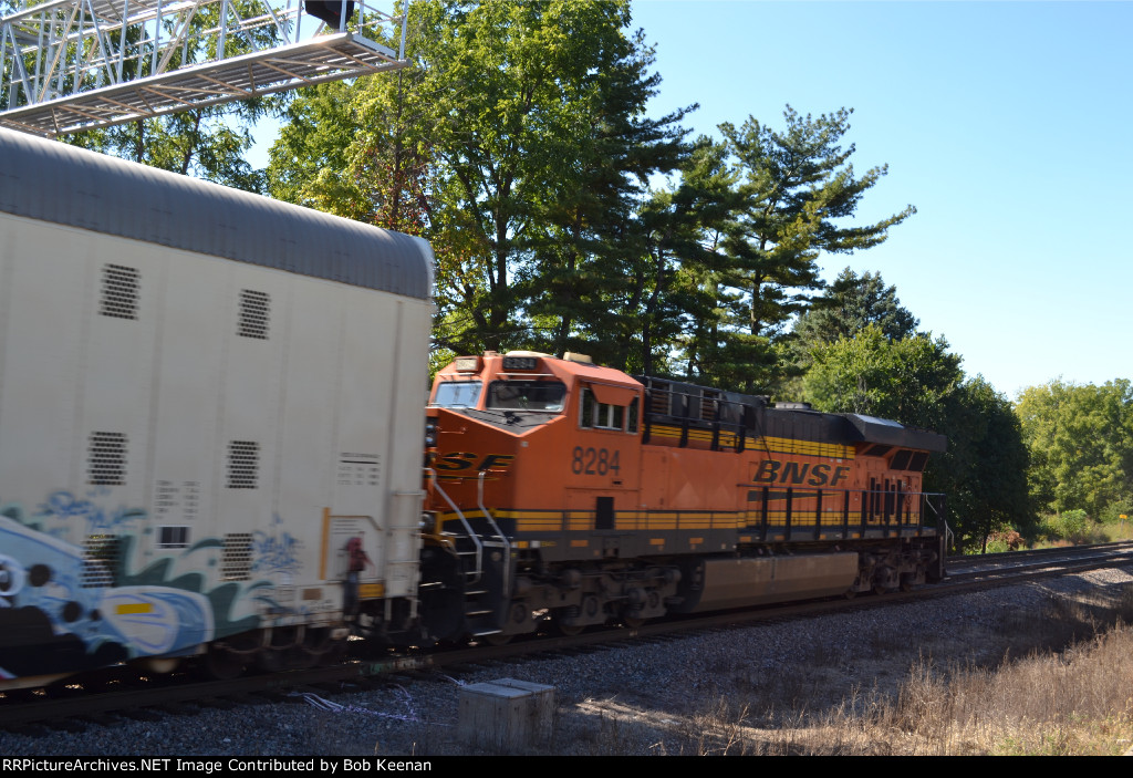 BNSF 8284